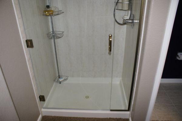 Guía de tamaños de apertura de puertas de ducha