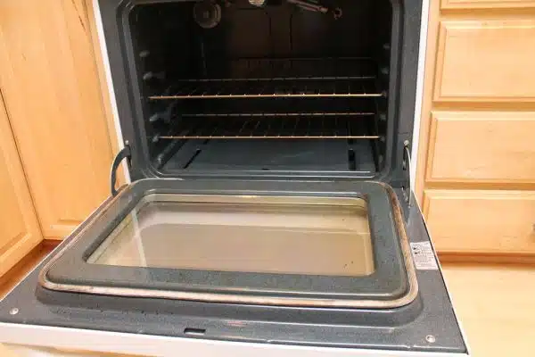 How to Steam Clean Stove and OVen