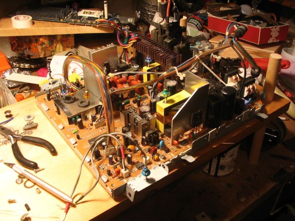 Bead-bots - Magnetic Robots on Circuit Board